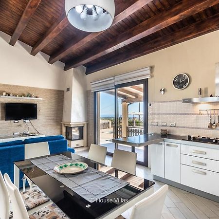 House&Villas - Villa Zora 아볼라 외부 사진