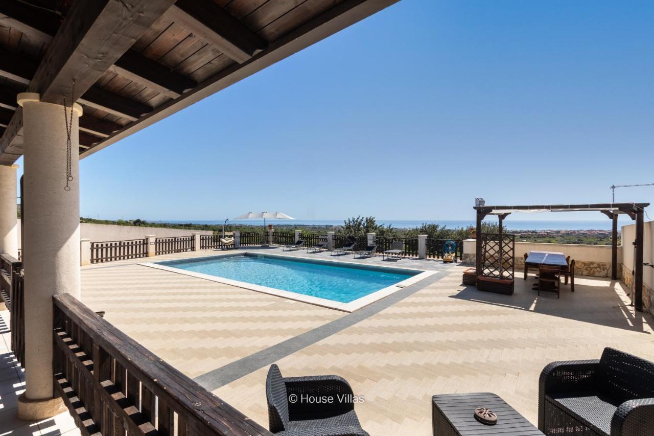 House&Villas - Villa Zora 아볼라 외부 사진